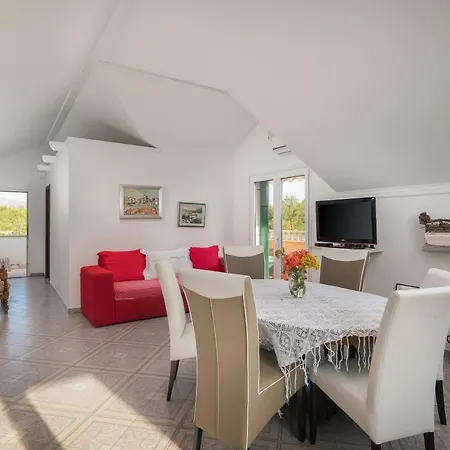 Dalmatinska Kuca Appartement *