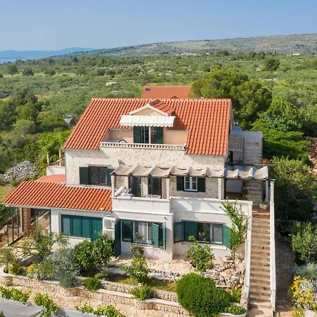 Dalmatinska Kuca Apartment Milna (Brac)