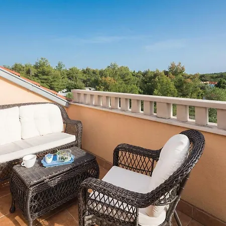 Dalmatinska Kuca Apartment Milna (Brac)